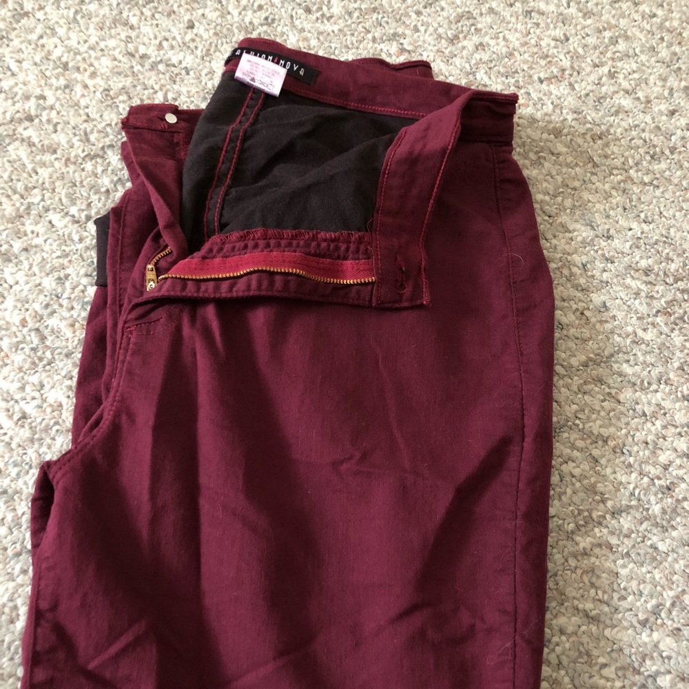 Fashion Nova-High Waisted Maroon Pants. Sz 1X.